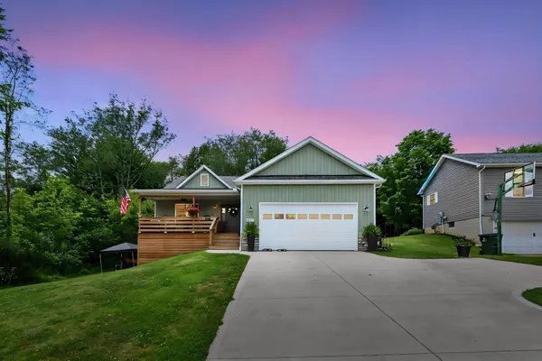 $430,000 | 421 McIntosh Drive, Howard, OH 43028