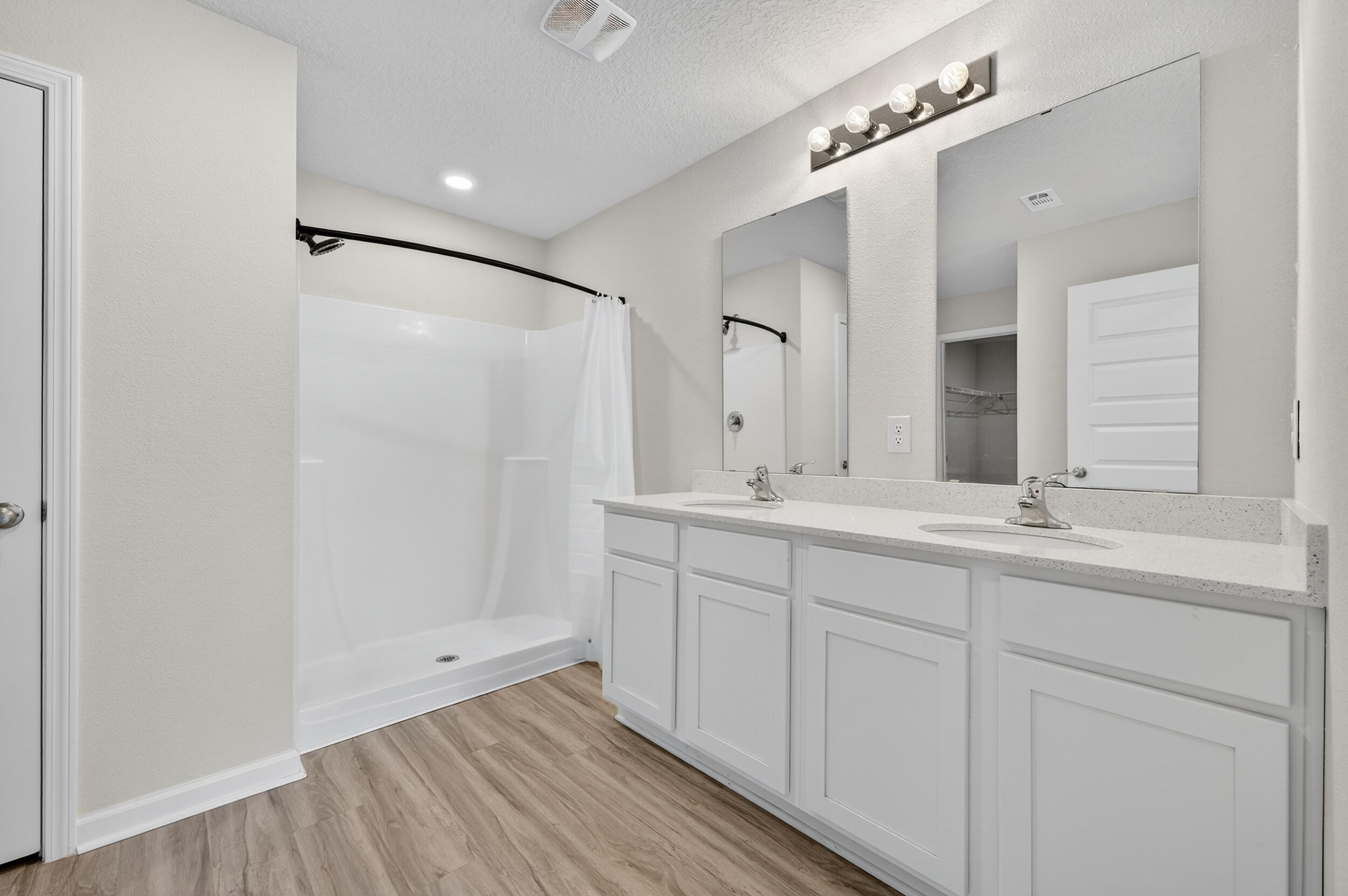 2801 Tallgrass Court Crestview, FL 32536 - Photo 27 of 50 2801 tallgrass ct-crestview-35