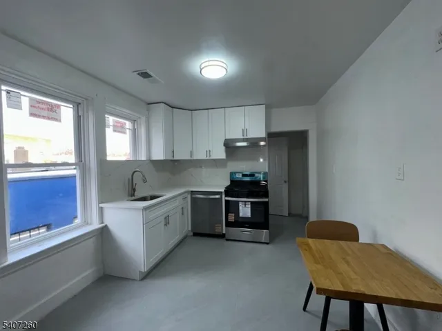 $2,700 | 336 Broad Street, Unit 2, Bloomfield, NJ 07003