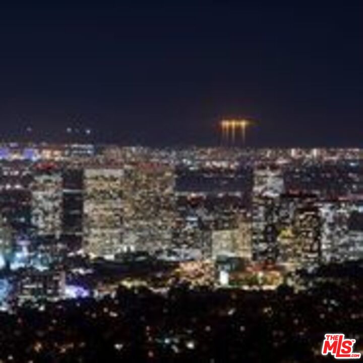 410 Walker Drive Beverly Hills, CA 90210 - Photo 2 of 36 a view of a city