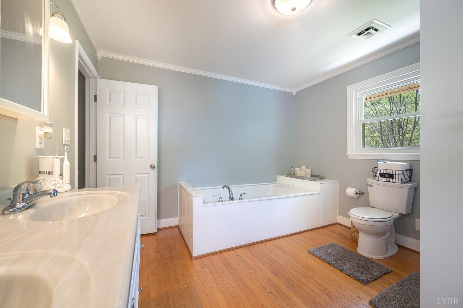 918 Rothowood Road Lynchburg, VA 24503 - Photo 23 of 57 Gallery Image 23