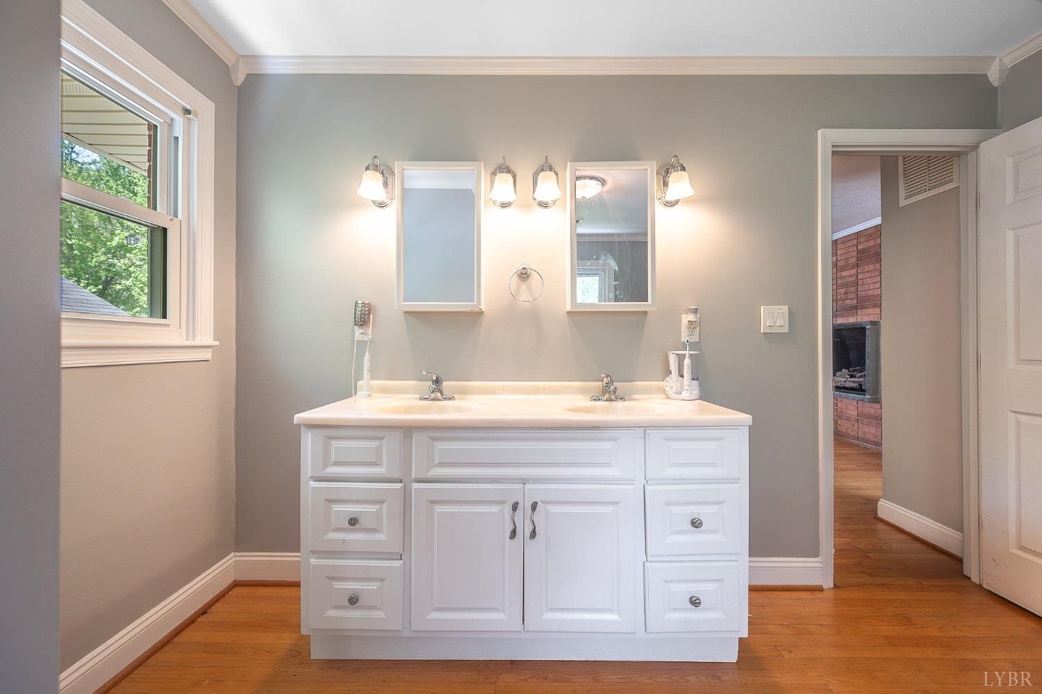 918 Rothowood Road Lynchburg, VA 24503 - Photo 24 of 57 Gallery Image 24