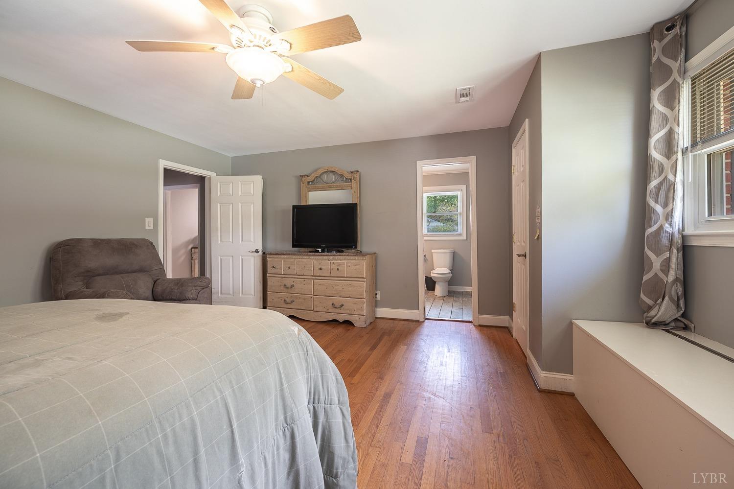 918 Rothowood Road Lynchburg, VA 24503 - Photo 28 of 57 Gallery Image 28