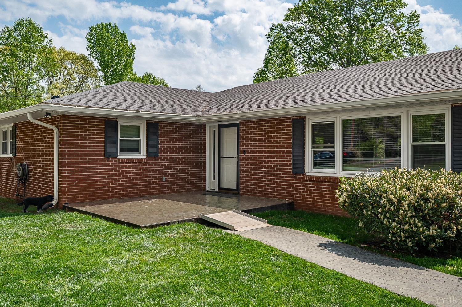 918 Rothowood Road Lynchburg, VA 24503 - Photo 8 of 57 Gallery Image 8