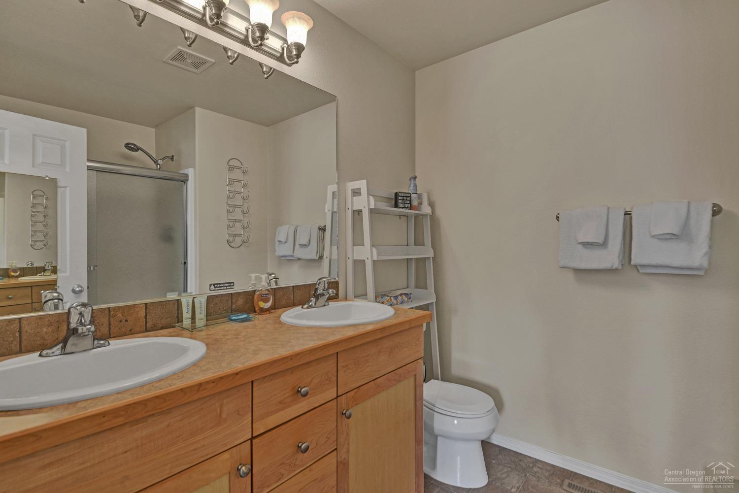 20520 Rolen Avenue Bend, OR 97702 - Photo 18 of 25 Additional Photo