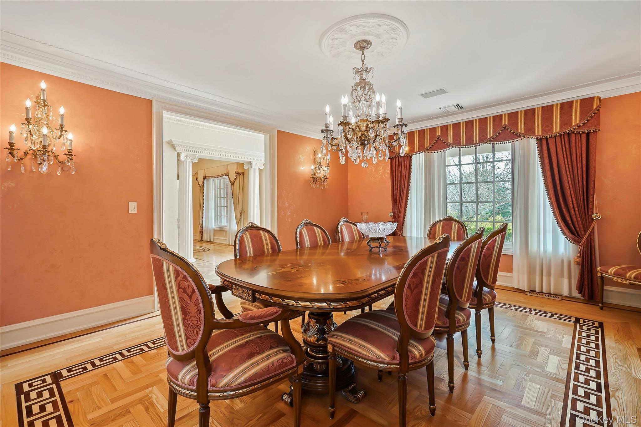 10 Hill Road Sands Point, NY 11050 - Photo 12 of 46