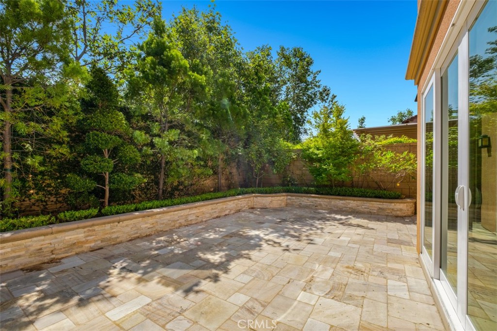 61 Triana Irvine, CA 92618 - Photo 38 of 56 a view of a backyard of a house