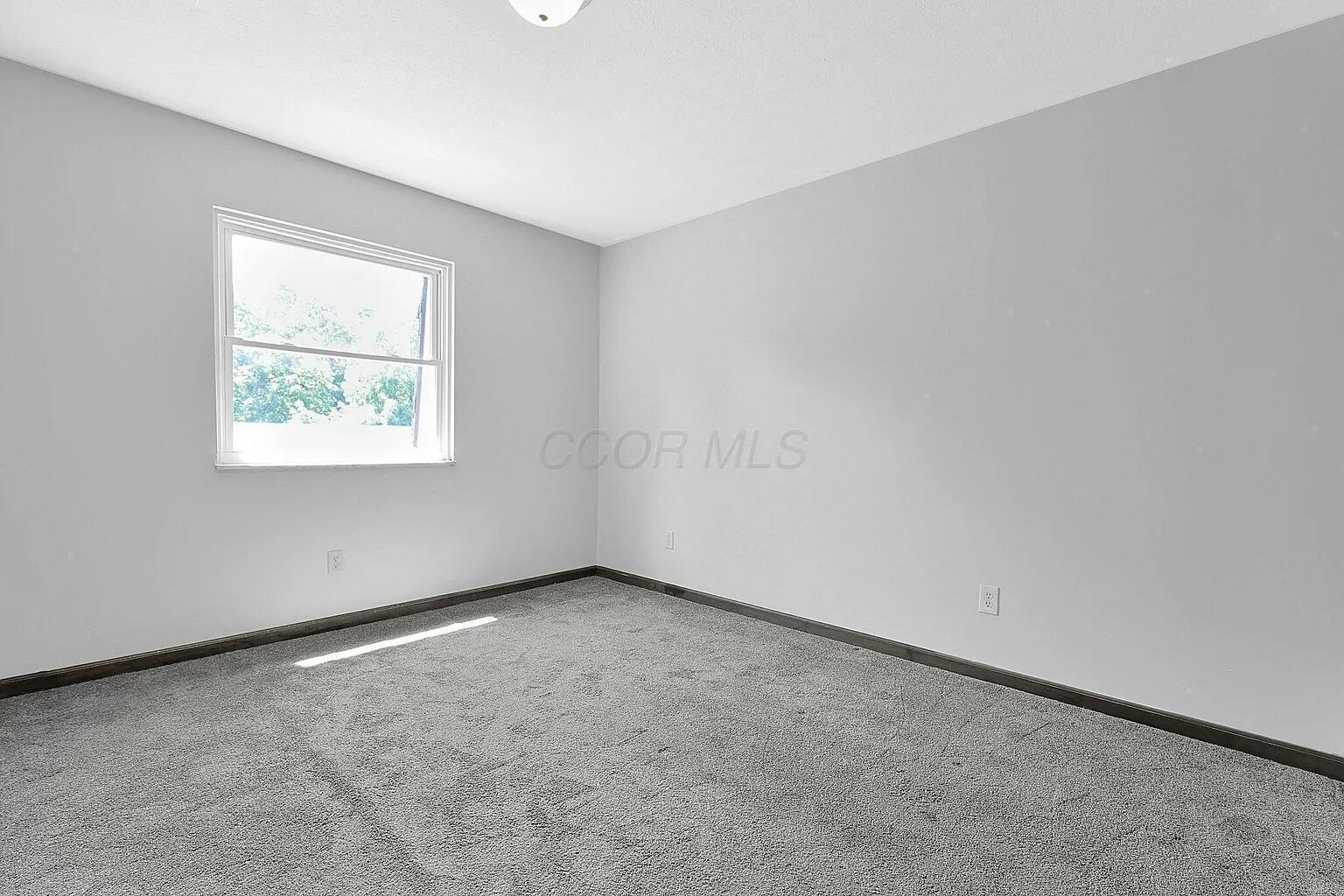 65 Neil Street Delaware, OH 43015 - Photo 13 of 17 Bedroom
