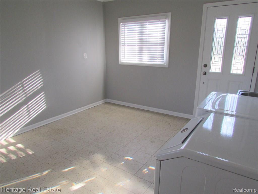 2358 Virginia Avenue Troy, MI 48083 - Photo 14 of 24 Oversized laundry / mud room with plenty of space for storage