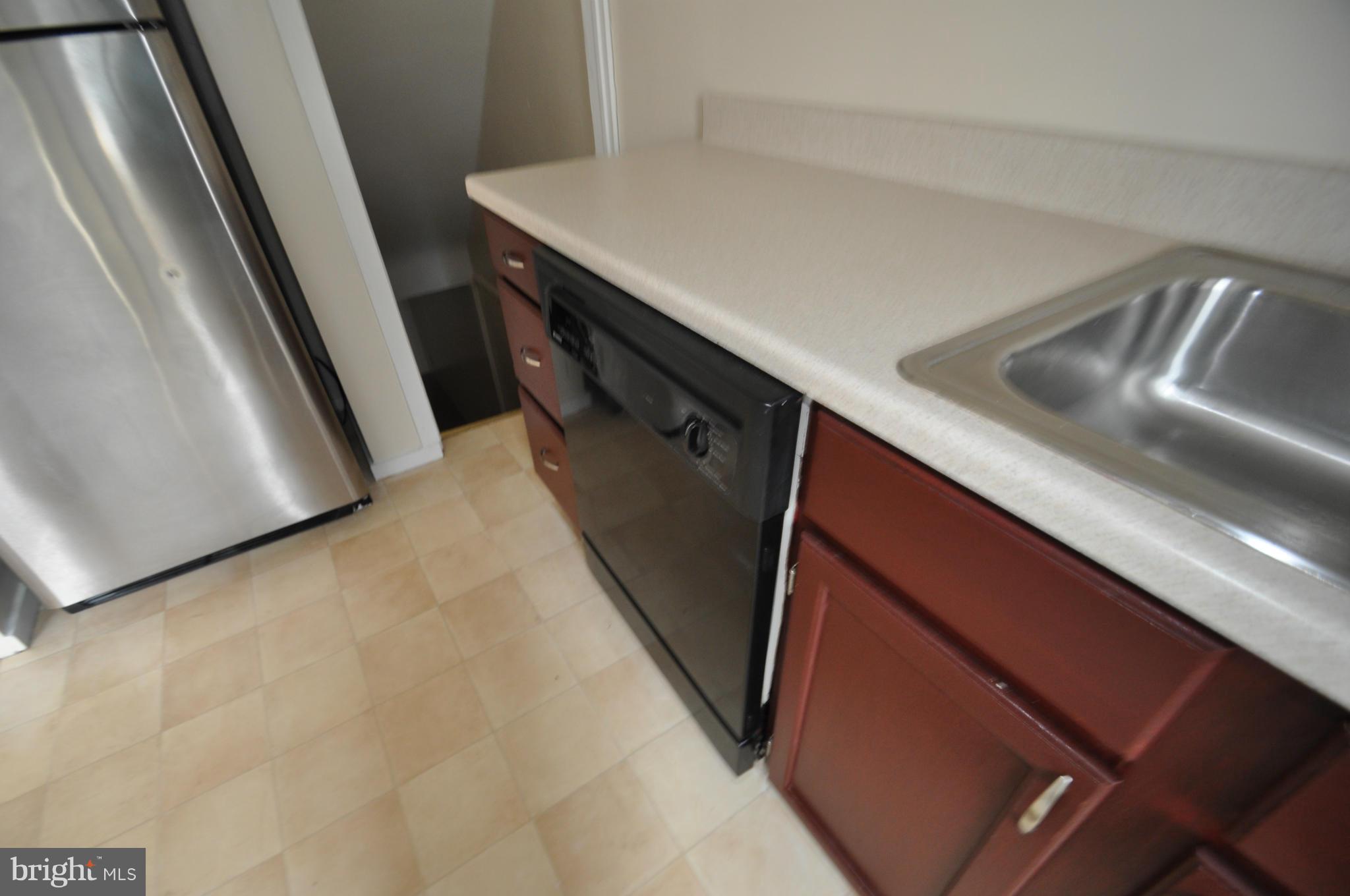 845 Arncliffe Road Baltimore, MD 21221 - Photo 13 of 26 Kitchen