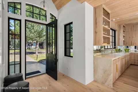 $18,500,000 | 502 North 6th Street, Aspen, CO 81611