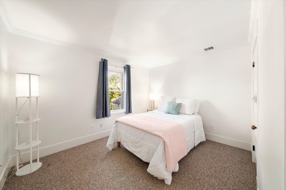 12 Barnes Road, Unit 2 Newton, MA 02458 - Photo 26 of 41 Gallery Image 26