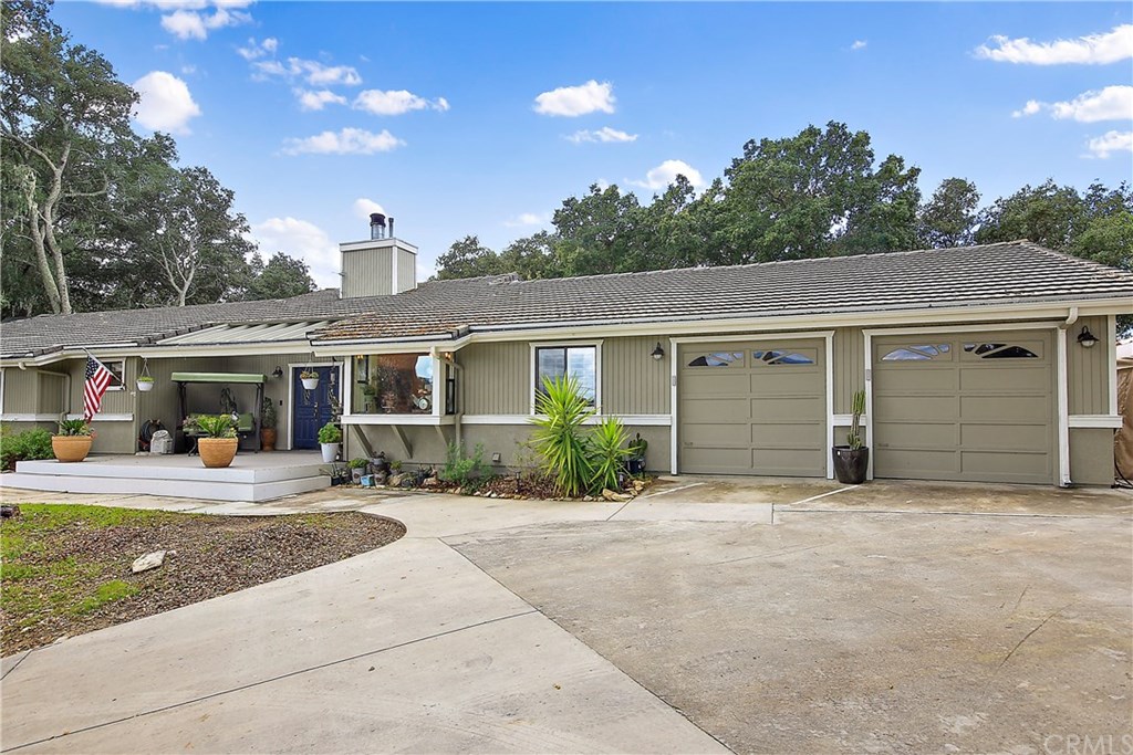 2540 Alturas Road Atascadero, CA 93422 - Photo 2 of 43 Front View