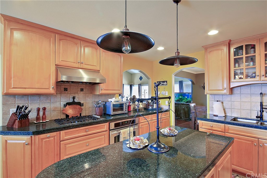 2540 Alturas Road Atascadero, CA 93422 - Photo 12 of 43 Kitchen