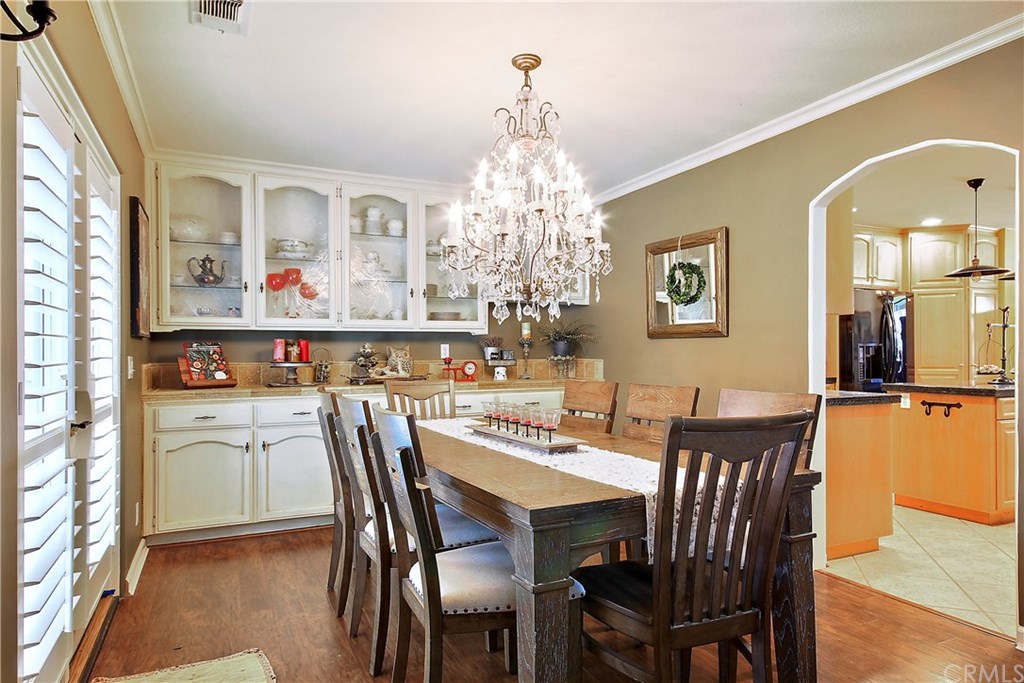 2540 Alturas Road Atascadero, CA 93422 - Photo 9 of 43 Formal Dining Room