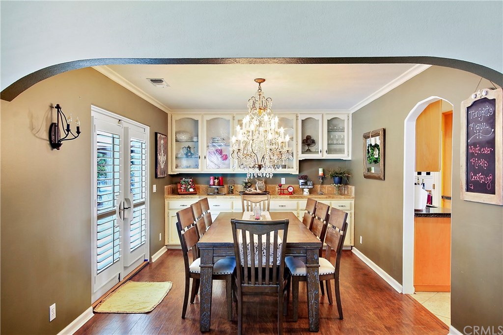 2540 Alturas Road Atascadero, CA 93422 - Photo 10 of 43 Formal Dining Room