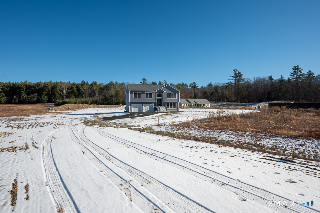 121 New Road Thompson, CT 06277 - Photo 33 of 40 a view of a terrace view
