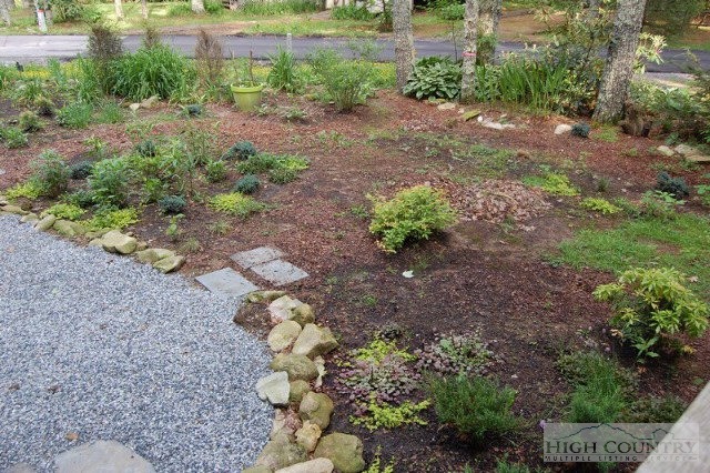 247 River Road Newland, NC 28657 - Photo 17 of 18 Gallery Image 17