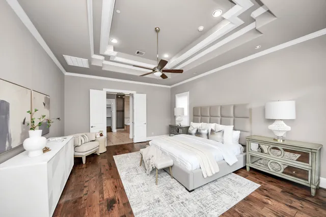 $1,895,000 | 4809 Elm Street, Bellaire, TX 77401