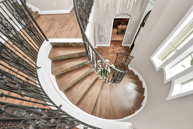 $1,895,000 | 4809 Elm Street, Bellaire, TX 77401