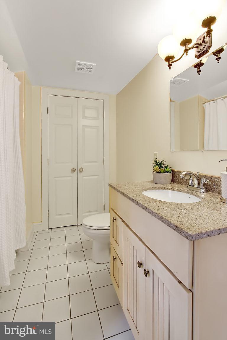 2204 Shepperd Road Monkton, MD 21111 - Photo 18 of 30 Full Bath 2 on Second Level. Double entry;.