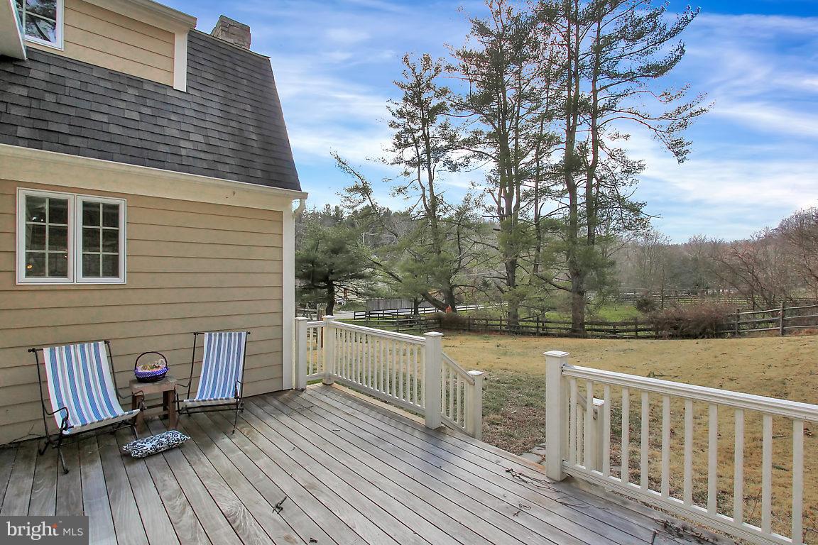 2204 Shepperd Road Monkton, MD 21111 - Photo 24 of 30 Separate private deck
