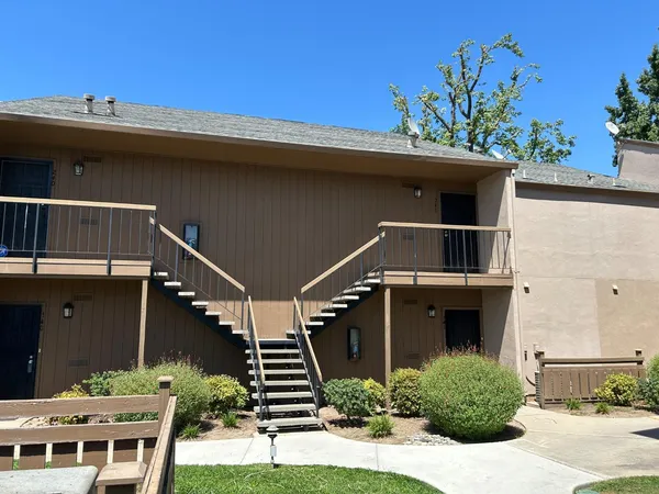 $255,000 | 2900 Andre Lane, Unit 241, Turlock, CA 95382