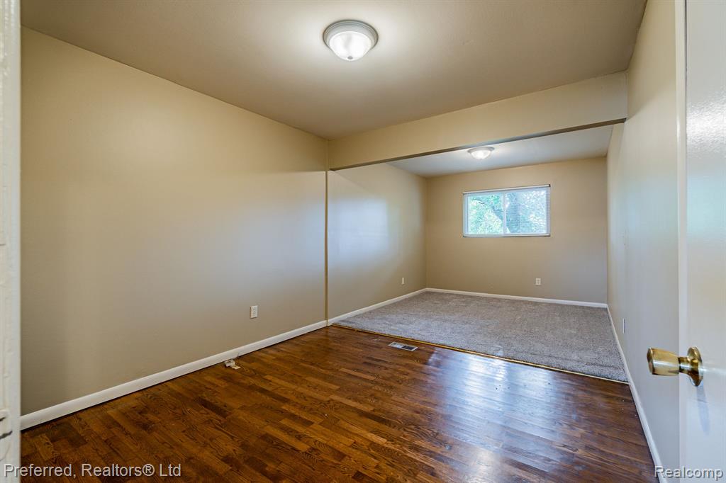 4045 Burns Street Inkster, MI 48141 - Photo 16 of 28