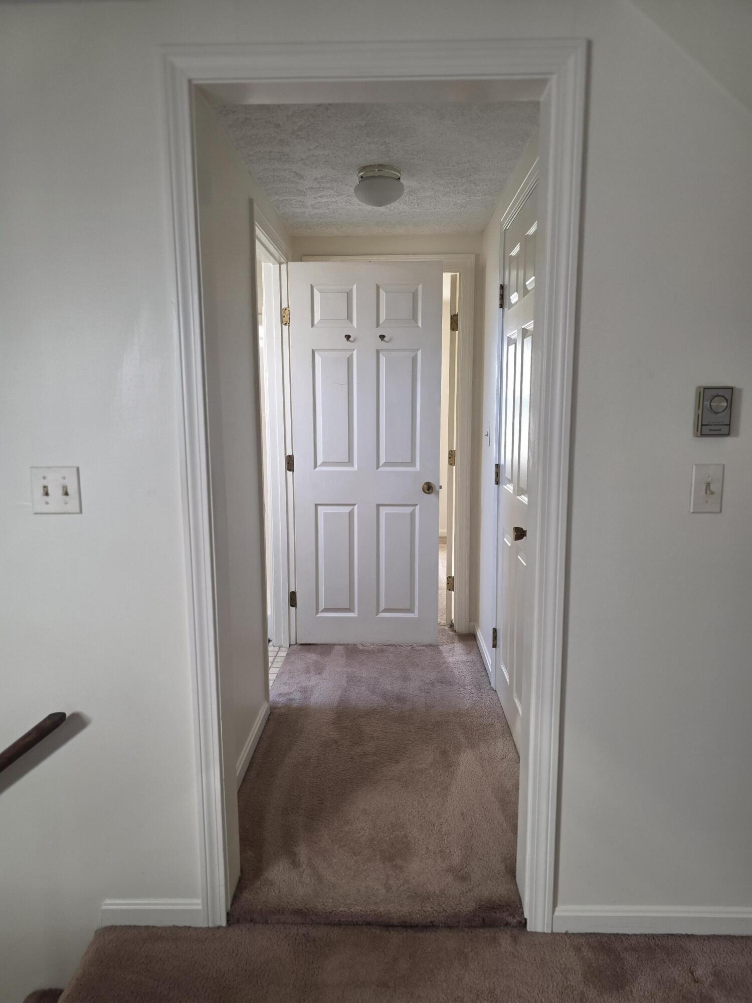 38 Cluf Bay Road, Unit 38 Brunswick, ME 04011 - Photo 34 of 46 Upstairs Hallway