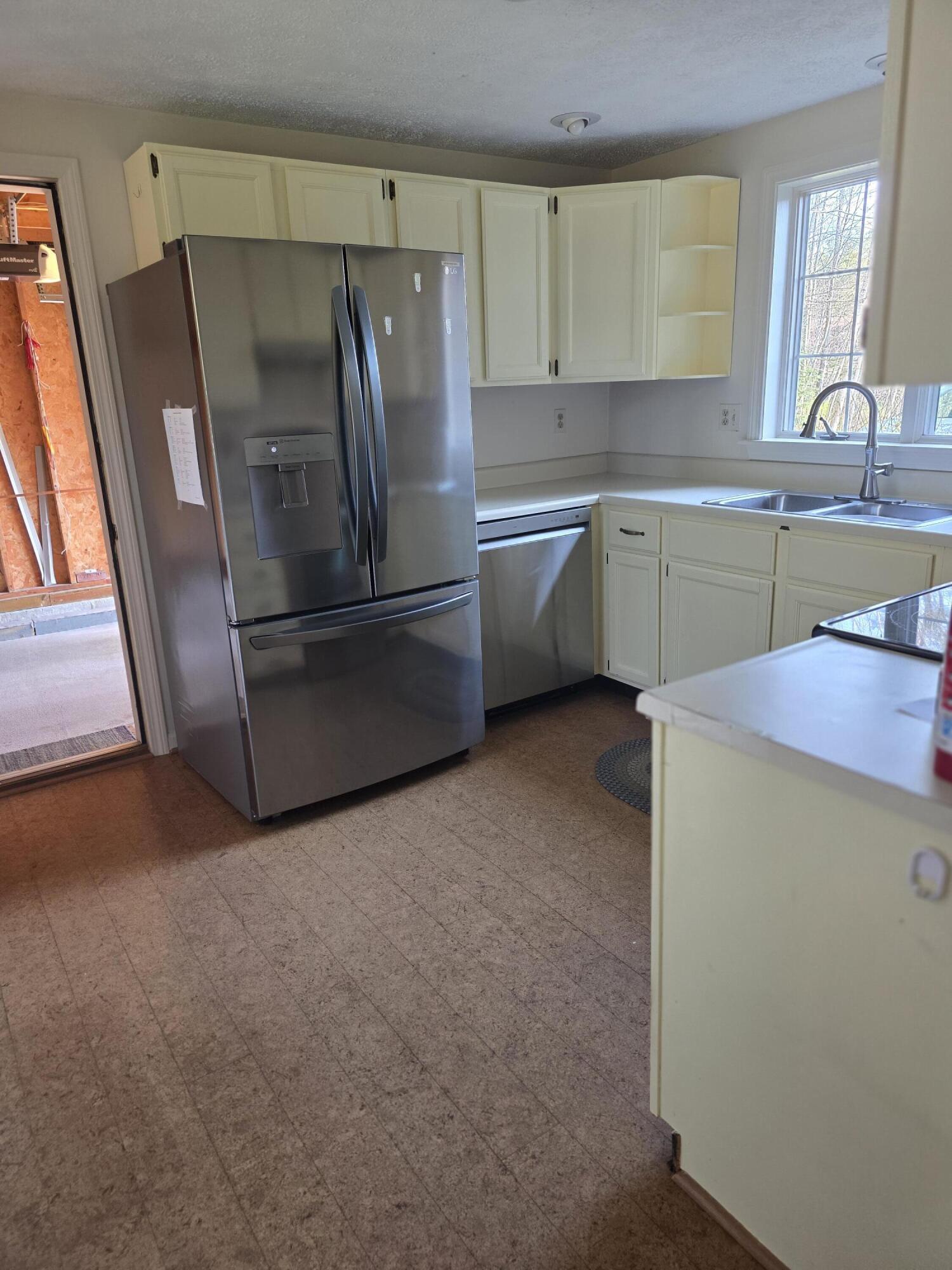 38 Cluf Bay Road, Unit 38 Brunswick, ME 04011 - Photo 10 of 46 Kitchen