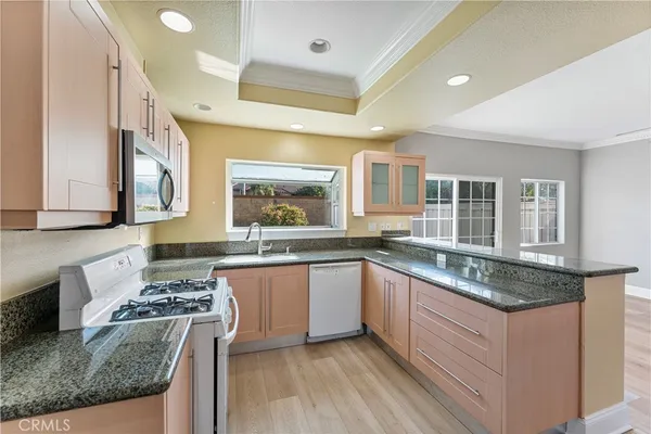 $4,800 | 2048 Cherokee, Tustin, CA 92782