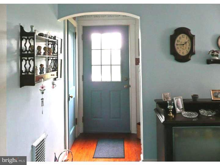 1785 Almshouse Road Jamison, PA 18929 - Photo 3 of 23 Foyer