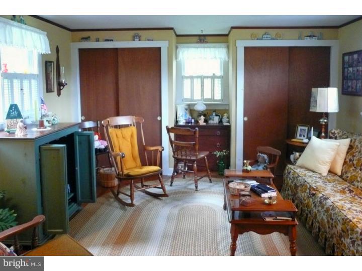 1785 Almshouse Road Jamison, PA 18929 - Photo 9 of 23 Family Room