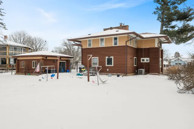 $399,900 | 346 Leonard Street North, West Salem, WI 54669