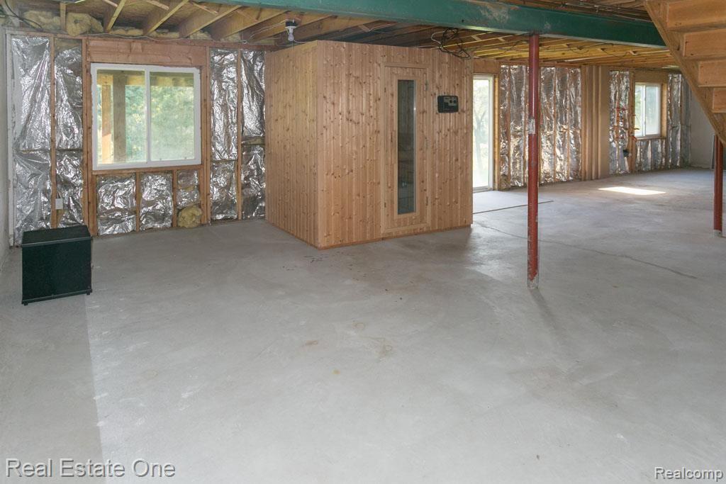 4296 Ridge Court Pinckney, MI 48169 - Photo 24 of 37 4Y0A8844.jpg