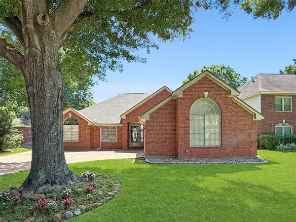 $2,250 | 12414 Logan Mill Drive, Houston, TX 77070