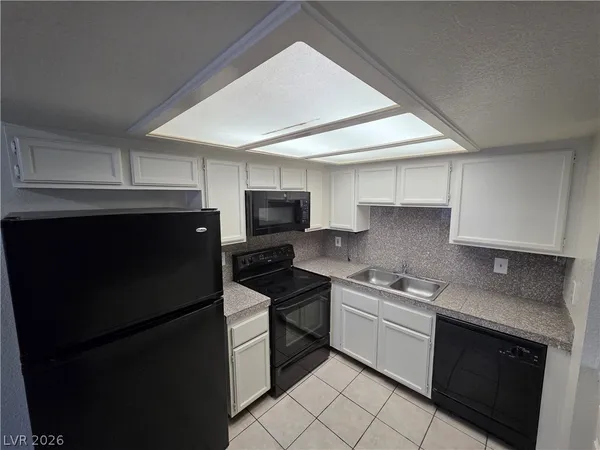 $1,375 | 2724 Otter Creek Court, Unit 101, Las Vegas, NV 89117
