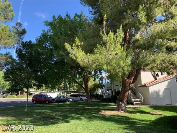 $1,400 | 2724 Otter Creek Court, Unit 101, Las Vegas, NV 89117