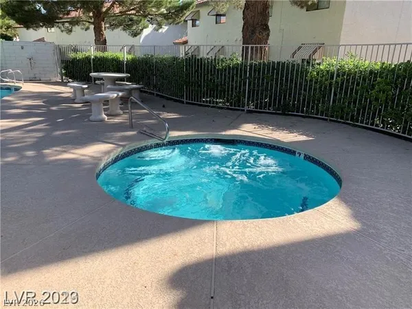$1,400 | 2724 Otter Creek Court, Unit 101, Las Vegas, NV 89117