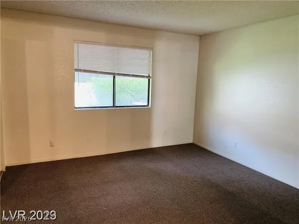 $1,400 | 2724 Otter Creek Court, Unit 101, Las Vegas, NV 89117
