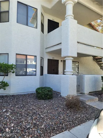 $1,400 | 2724 Otter Creek Court, Unit 101, Las Vegas, NV 89117