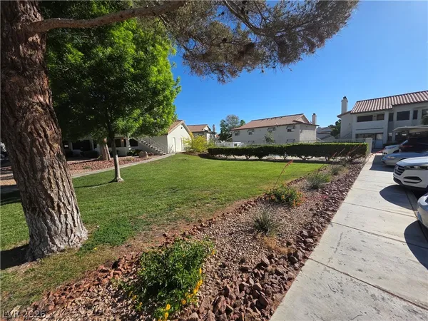 $1,375 | 2724 Otter Creek Court, Unit 101, Las Vegas, NV 89117