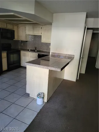 $1,400 | 2724 Otter Creek Court, Unit 101, Las Vegas, NV 89117