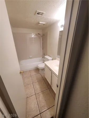 $1,400 | 2724 Otter Creek Court, Unit 101, Las Vegas, NV 89117
