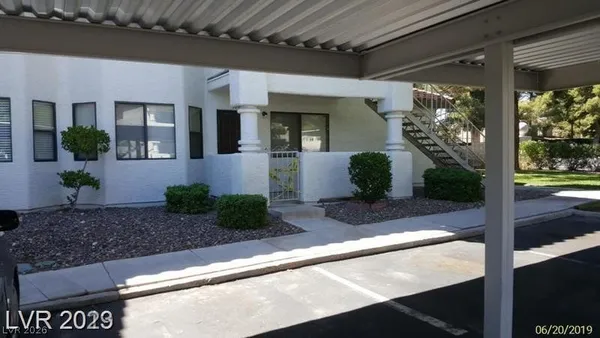 $1,400 | 2724 Otter Creek Court, Unit 101, Las Vegas, NV 89117