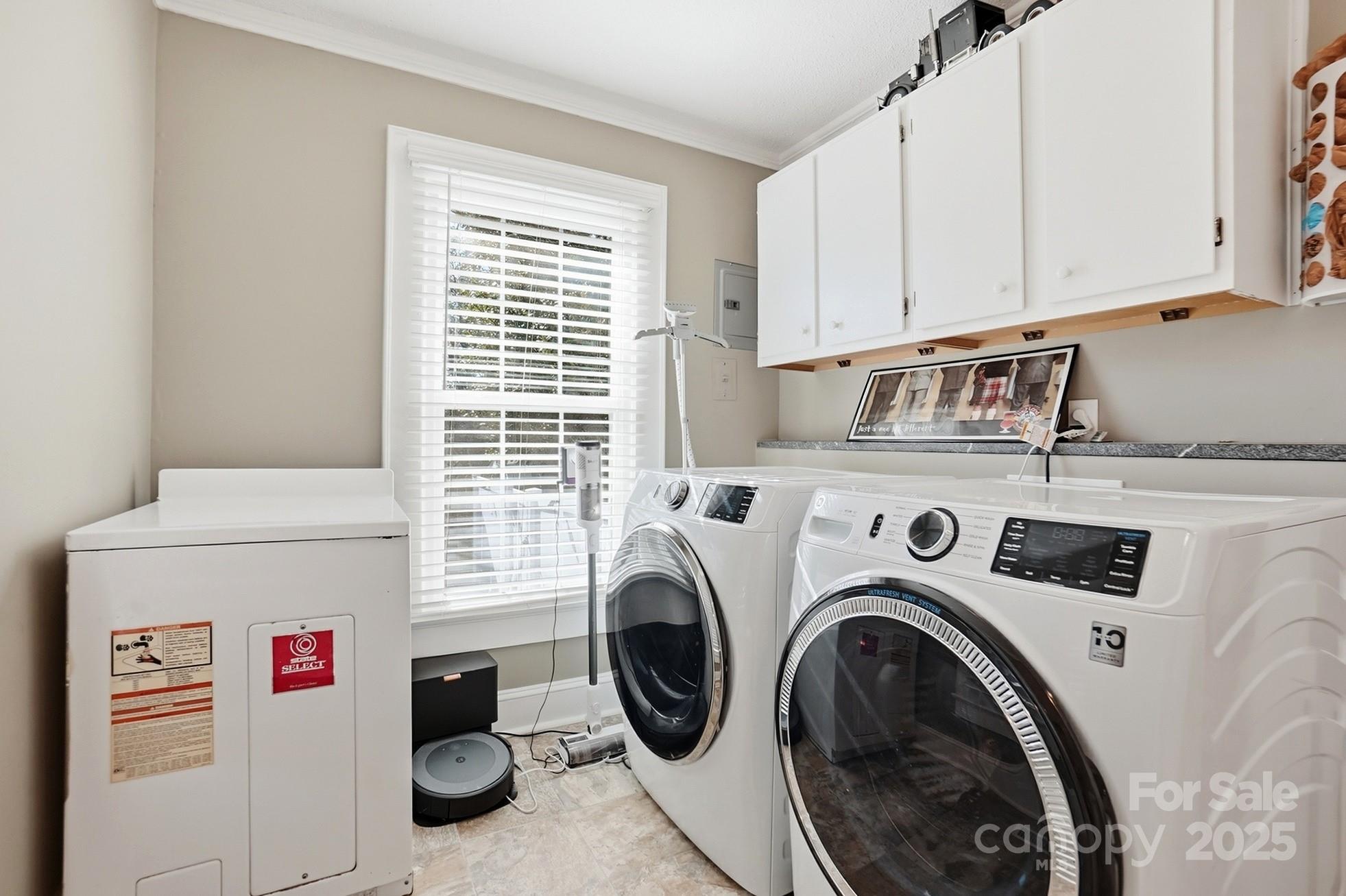 708 Mable Avenue Kannapolis, NC 28083 - Photo 15 of 48 a utility room with dryer and washer