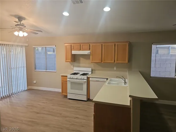 $2,165 | 2529 VÃa Di Autostrada, Henderson, NV 89074