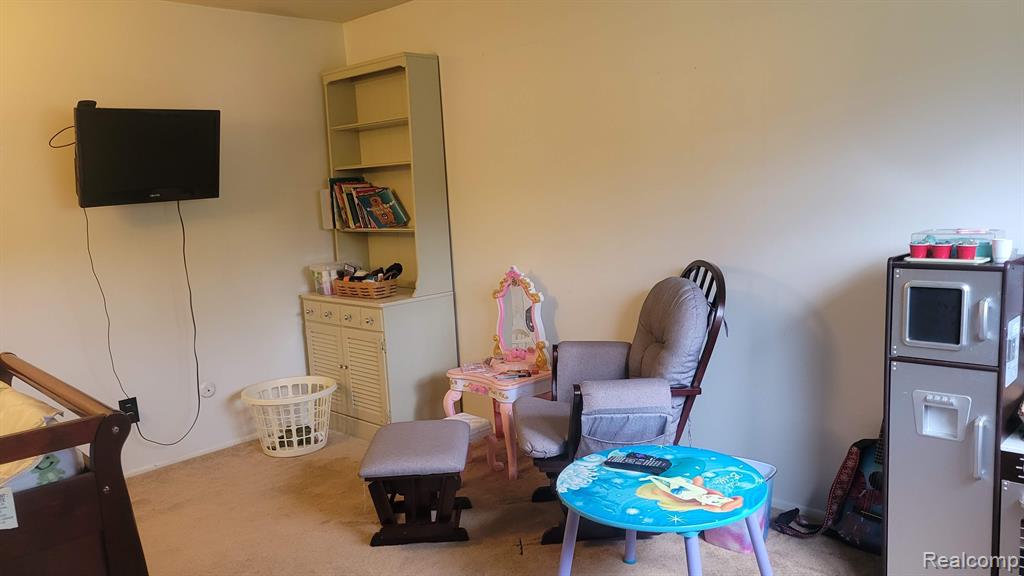 22123 Inkster Road Farmington Hills, MI 48336 - Photo 24 of 28