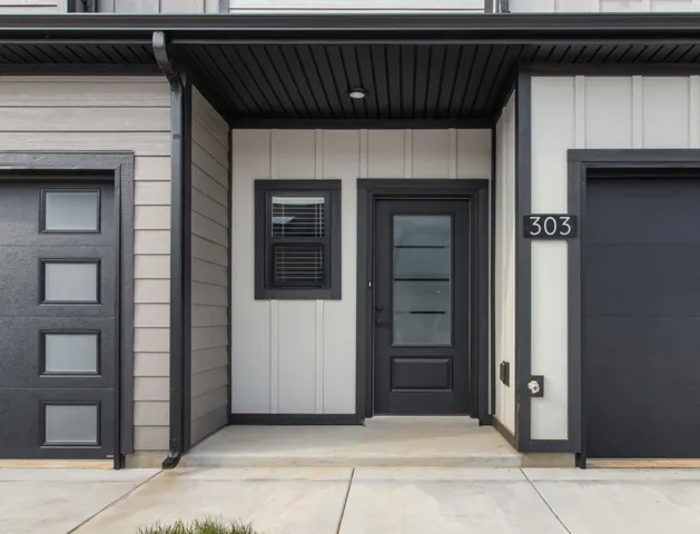 a view of entrance door of the house