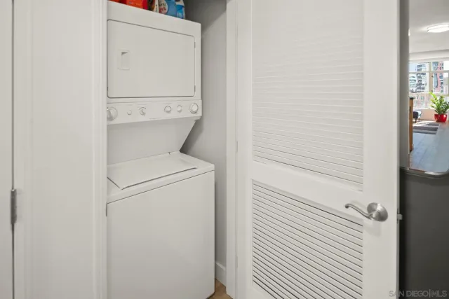 $699,900 | 427 Ninth Avenue, Unit 704, San Diego, CA 92101